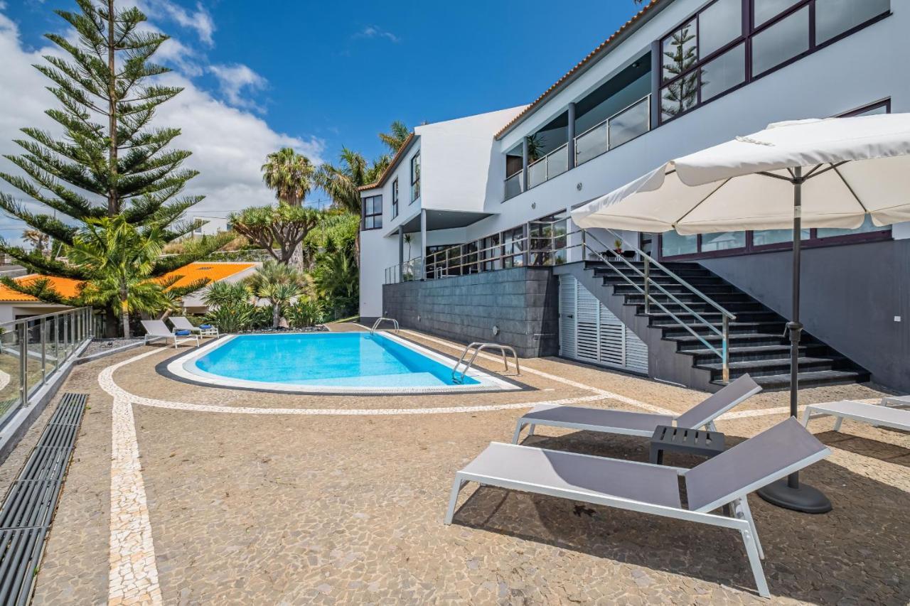 Ample Villa With Pool And Gorgeous Ocean View Funchal  Exteriér fotografie