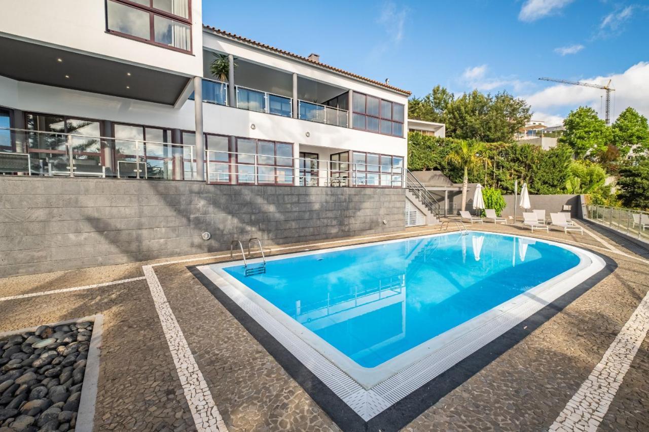 Ample Villa With Pool And Gorgeous Ocean View Funchal  Exteriér fotografie